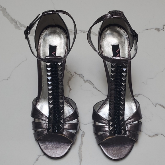 Nina New York Heels in Pewter, Size 7 1/2 - Picture 2 of 8